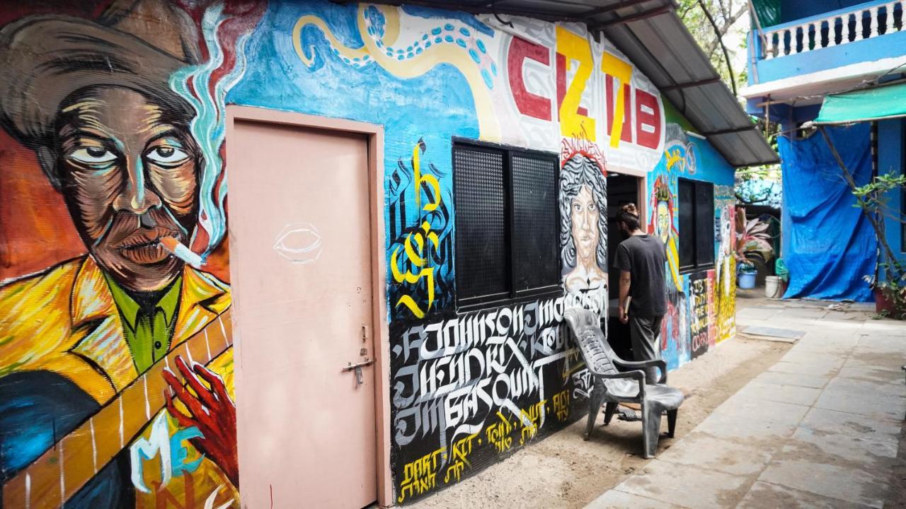 12 Monks - Beachside Hostel Арамбол Екстериор снимка