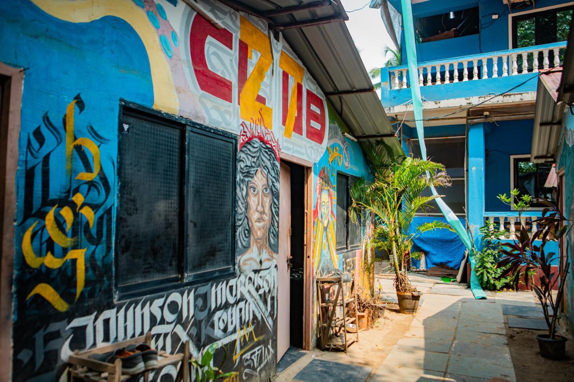 12 Monks - Beachside Hostel Арамбол Екстериор снимка